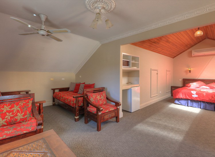 attic1