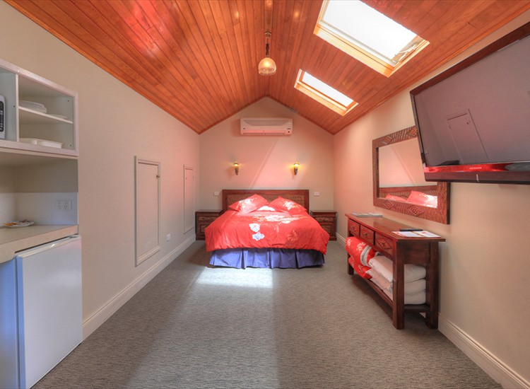 attic2